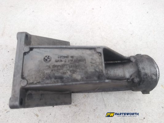 Engine Mounting Bracket 2