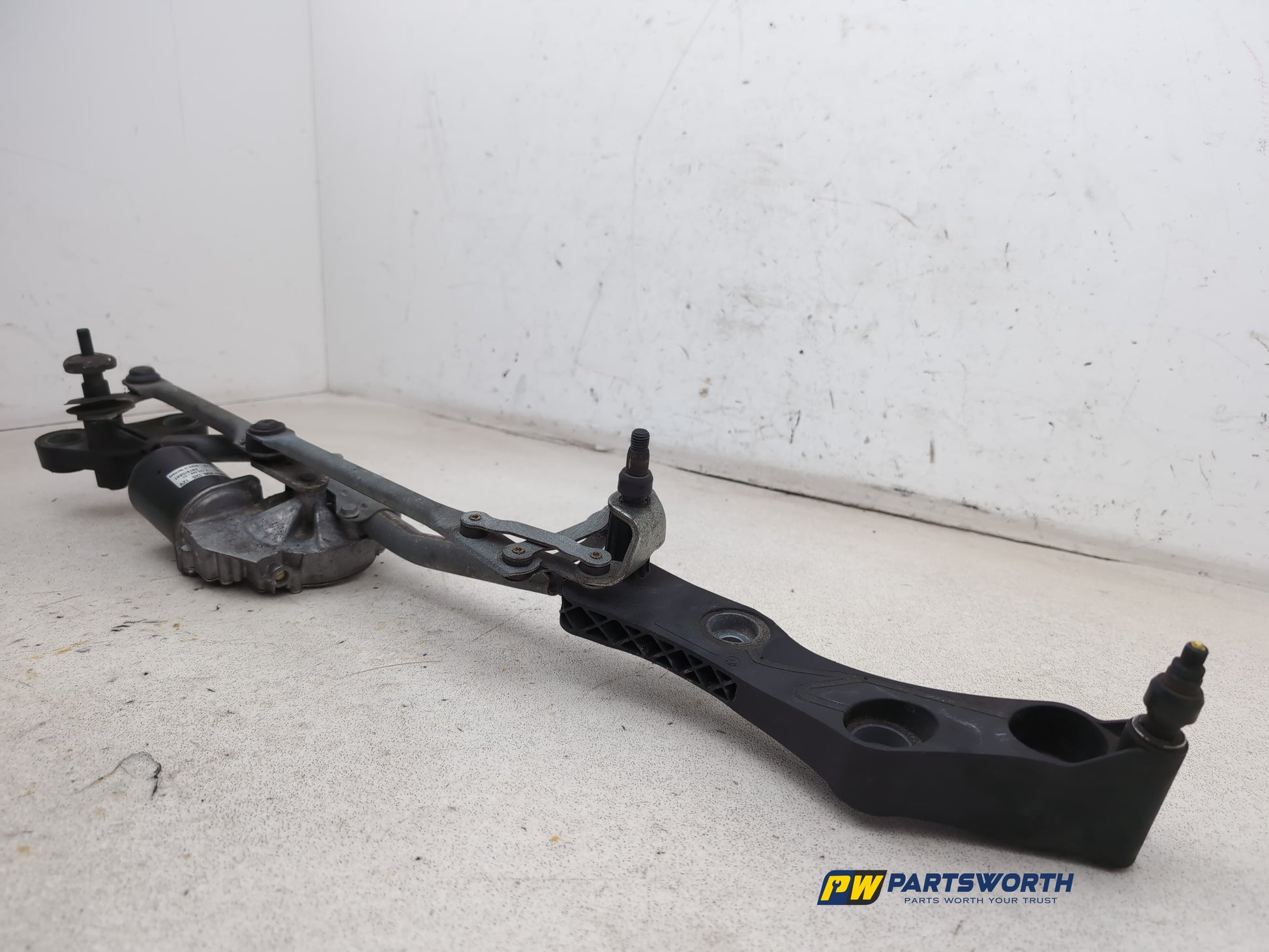 Front Wiper Motor & Mechanism / Linkage 2