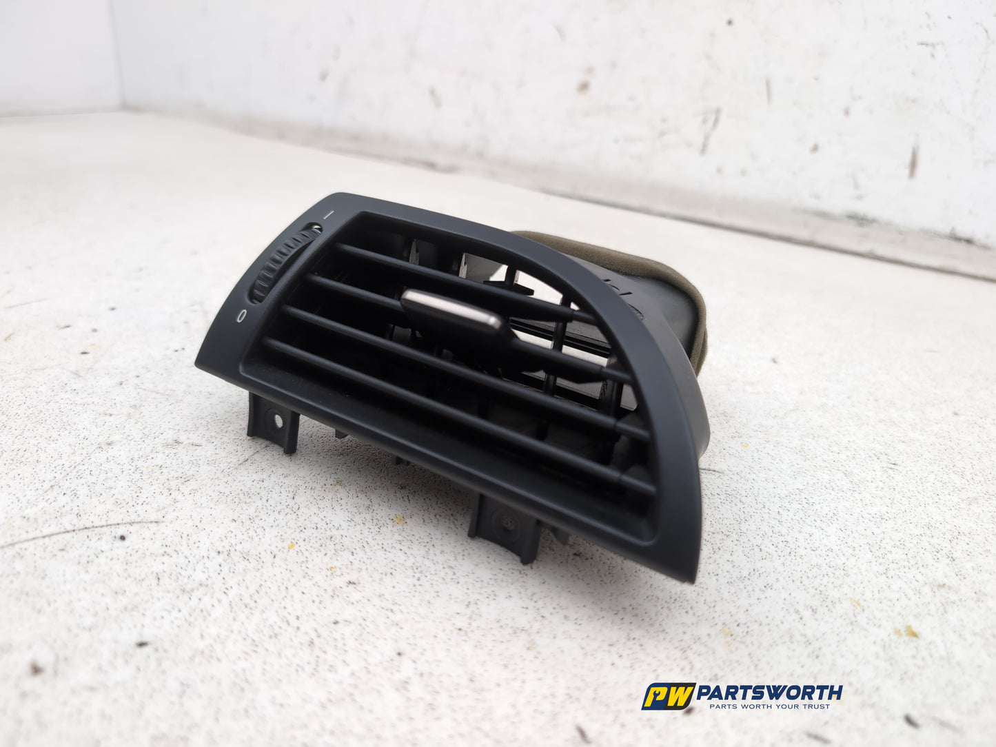 Dashboard Trim With Air Vent  2