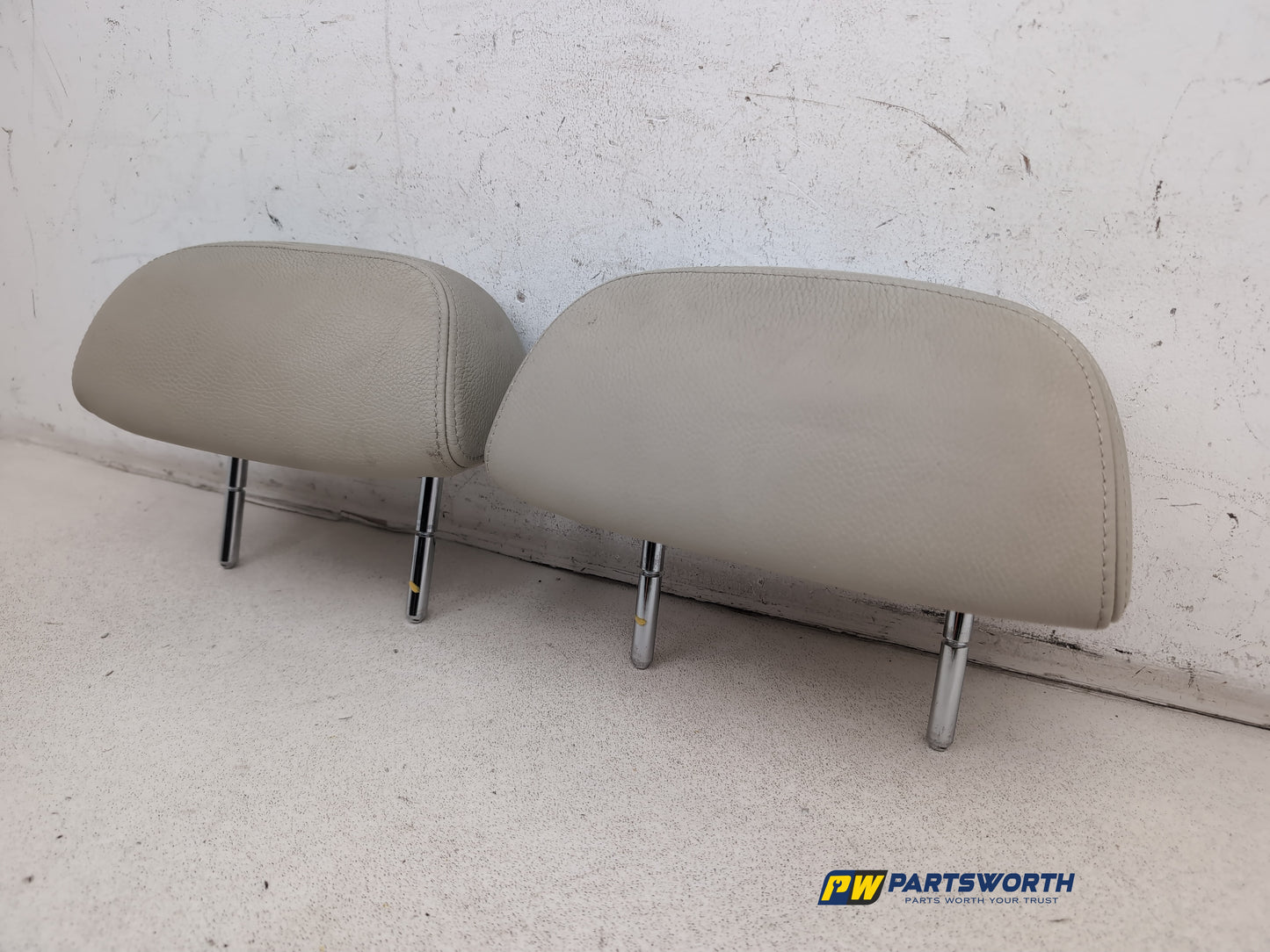 Rear Headrest 2