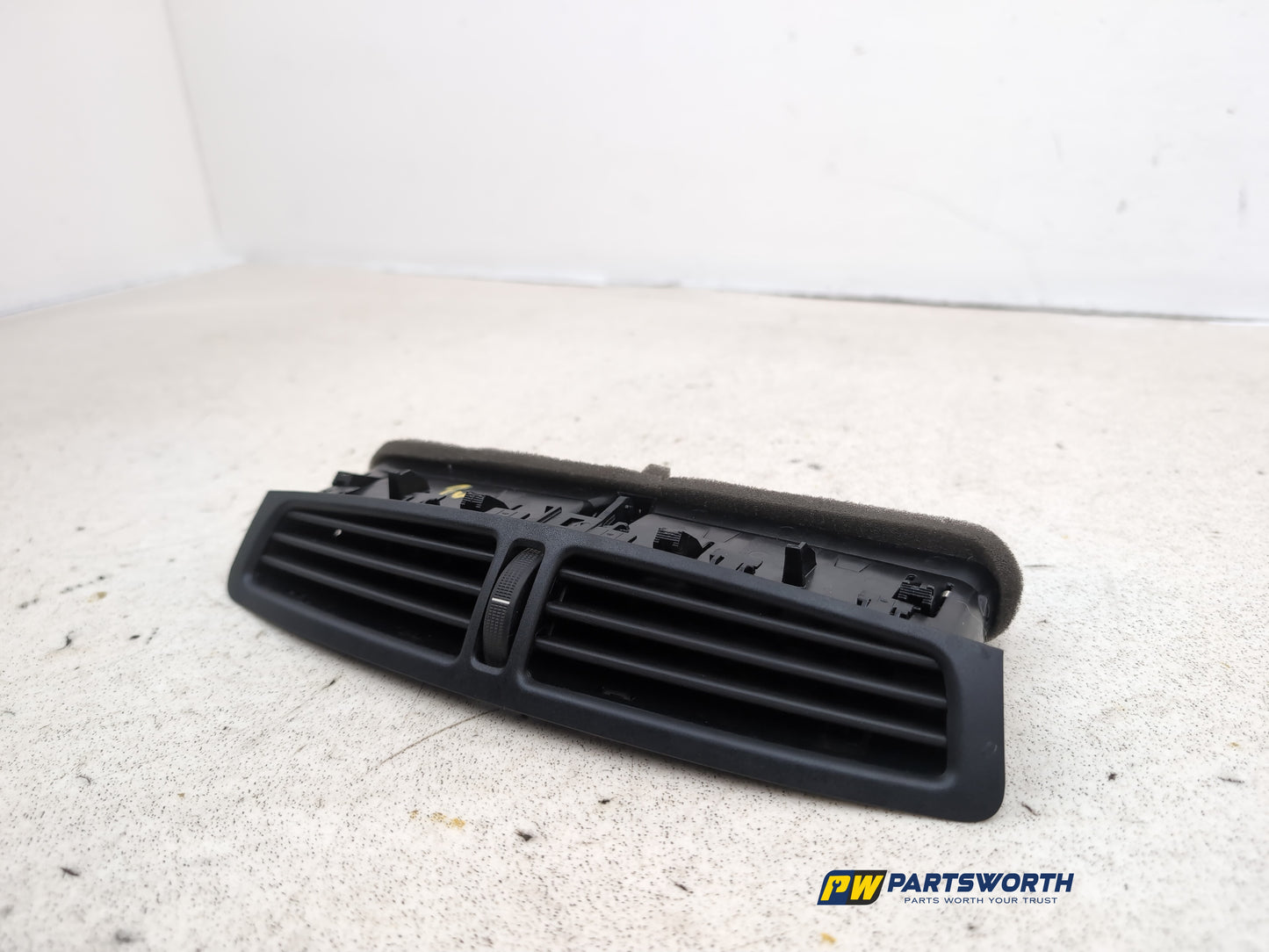 Dashboard Trim With Air Vent  2