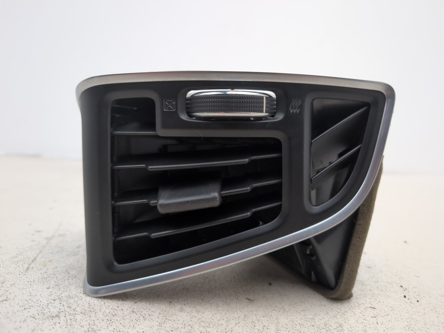 Dashboard Trim With Air Vent  7