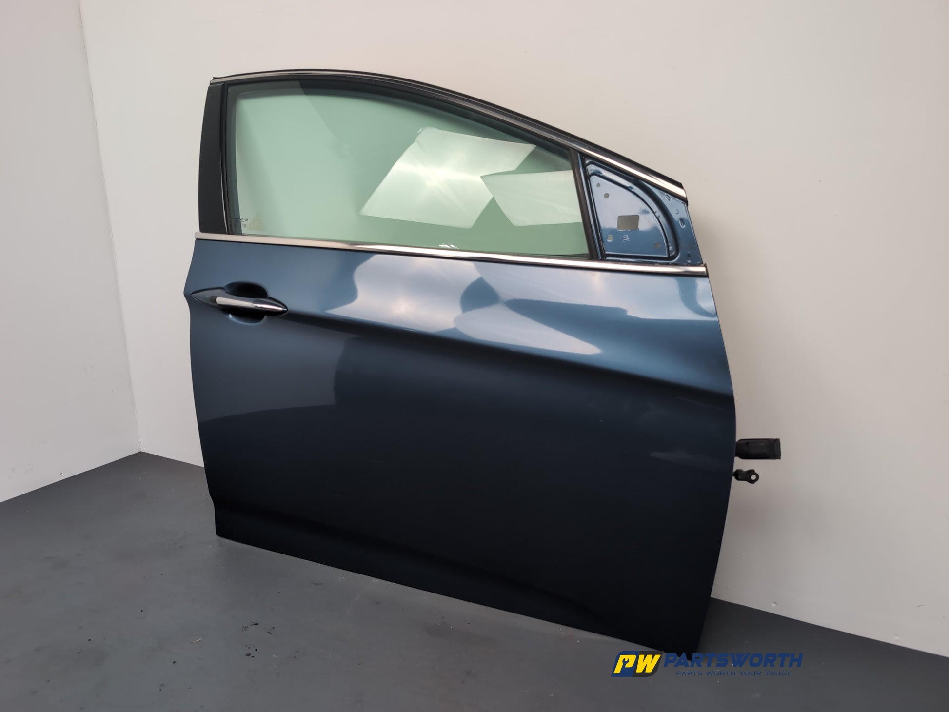 Door Front RH 2