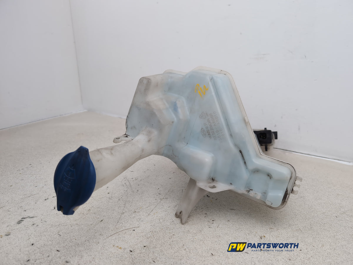 Washer Bottle Windscreen 2