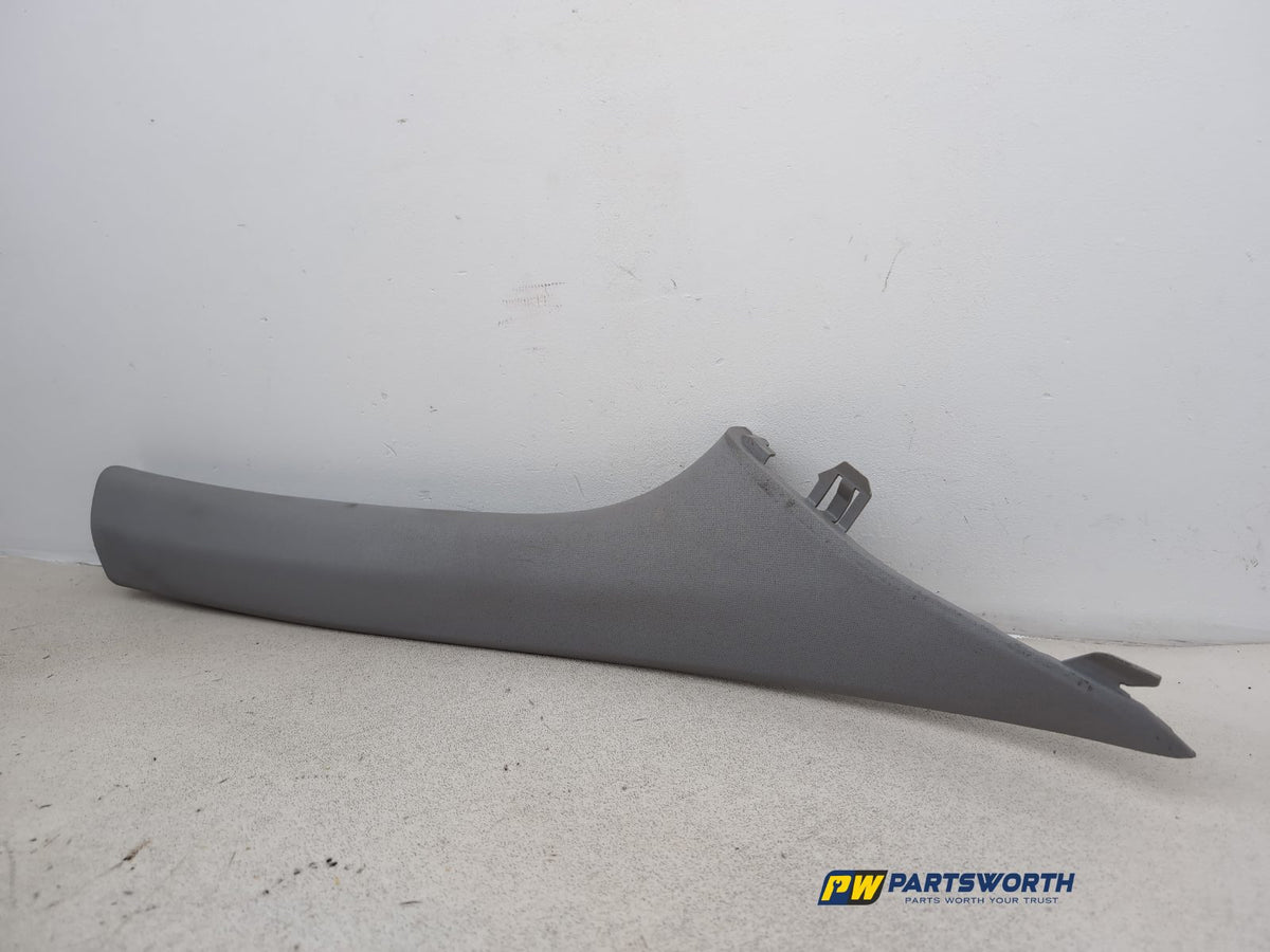 RH A Pillar Trim  2