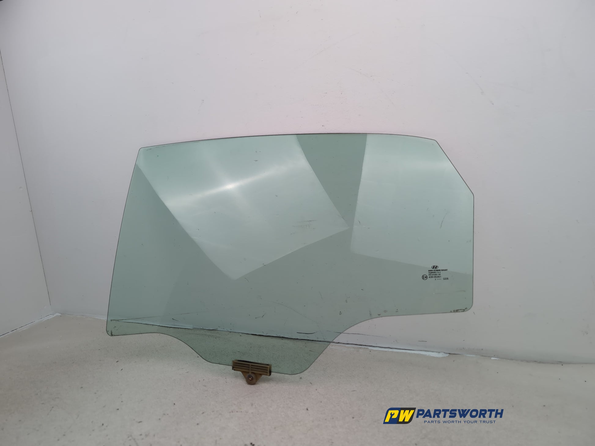 Door Glass Rear LH 2