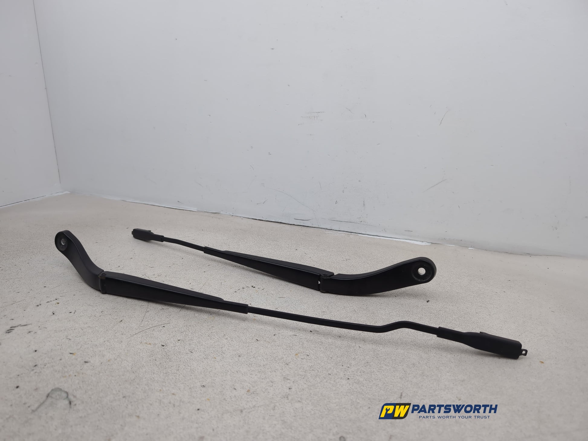 Wiper Front Arm 2