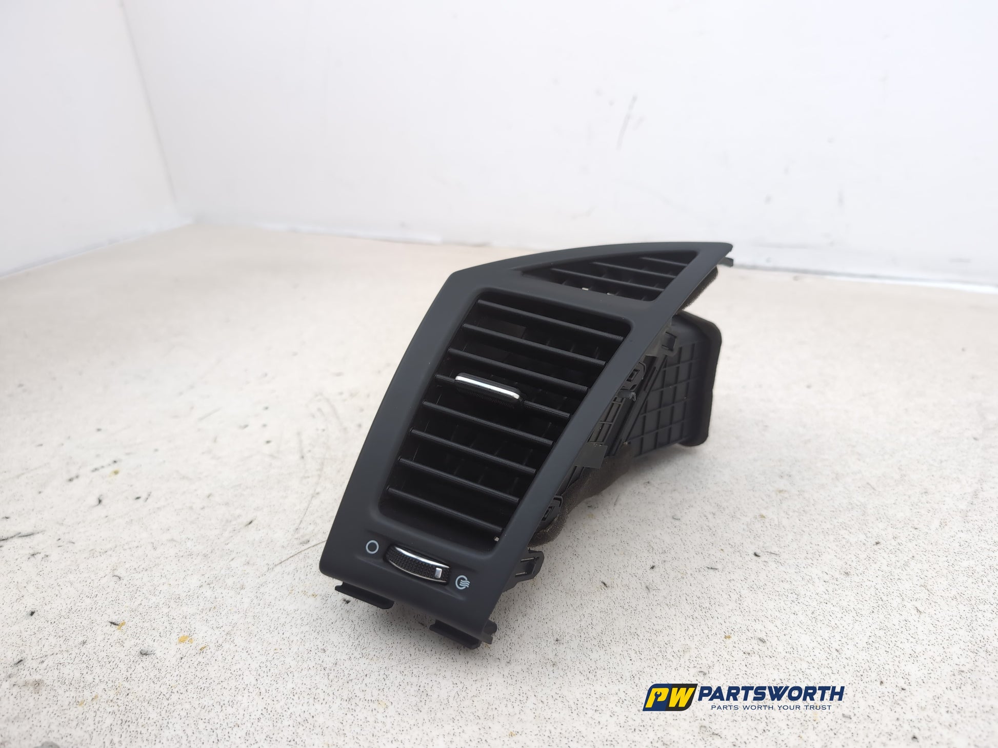 Dashboard Trim With Air Vent  2