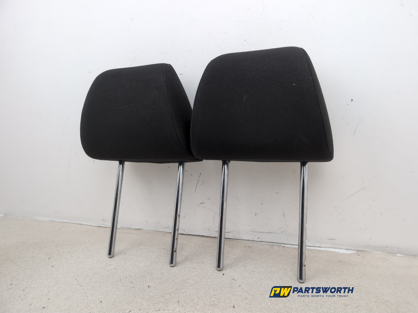 Headrest Front Pair 2