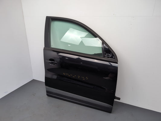 Door Front RH 2