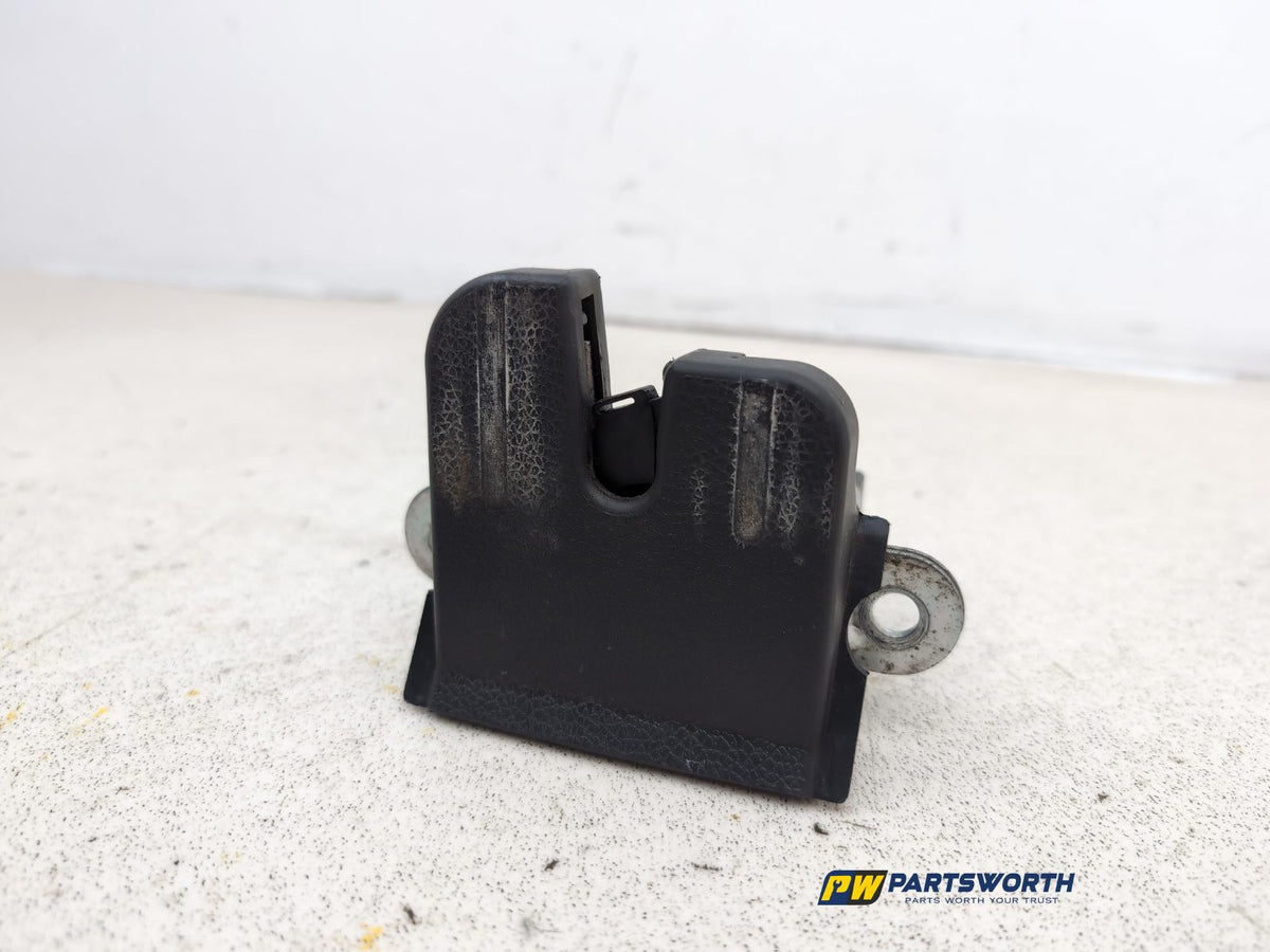 Boot Lid Lock 2