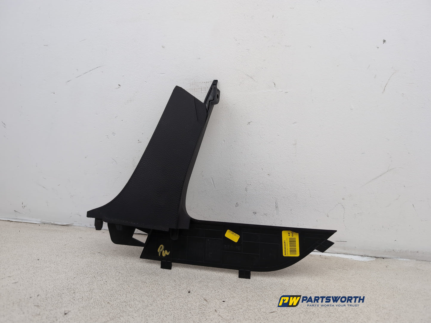 Centre Console Trim  2