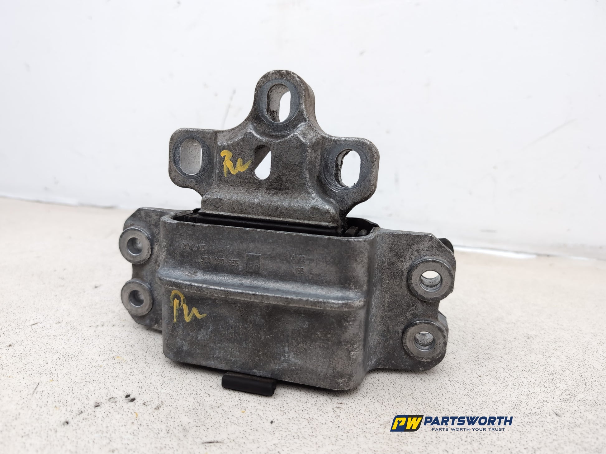 Transmission Mounting Bracket 2