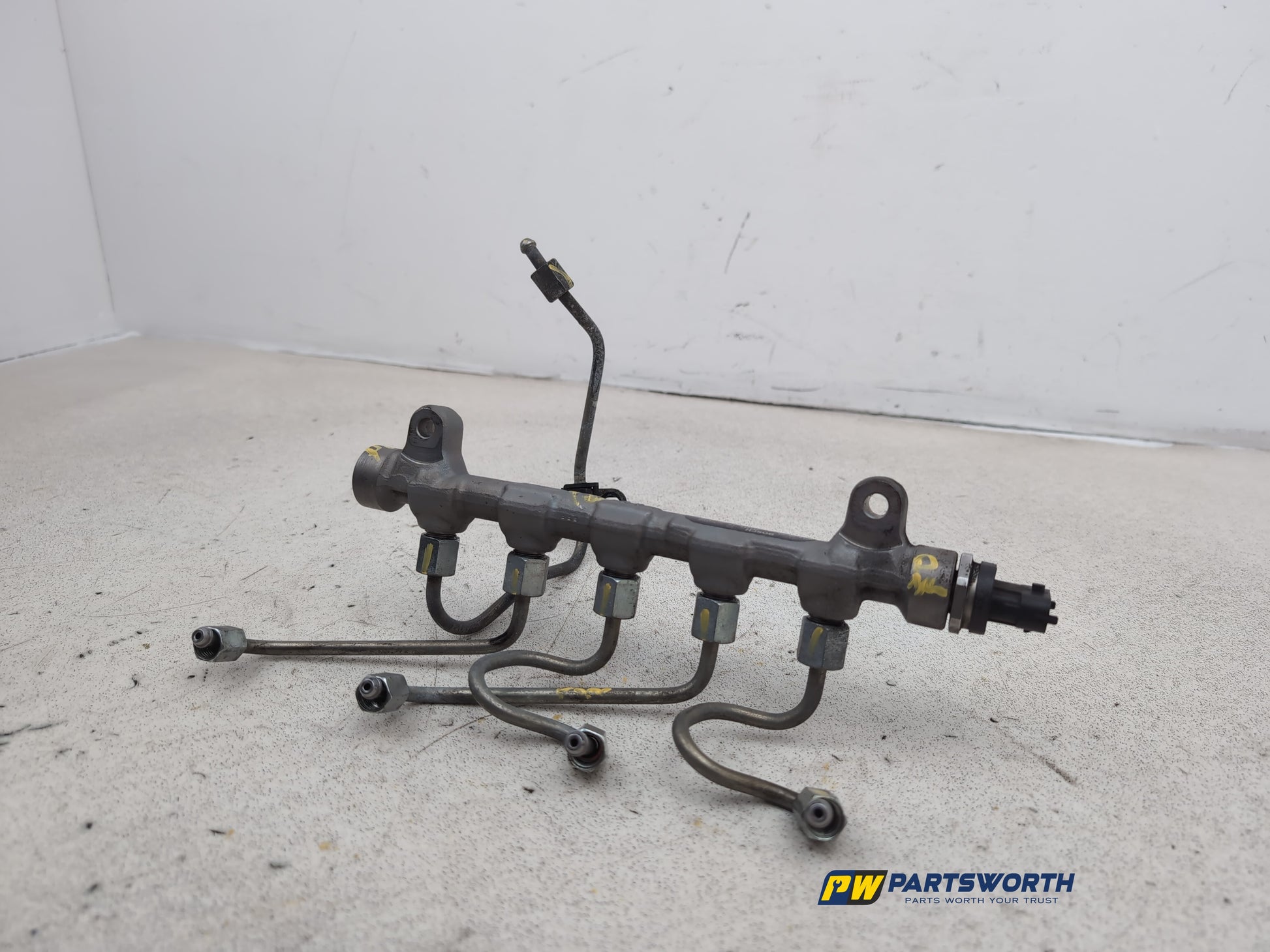 Fuel Rail 3