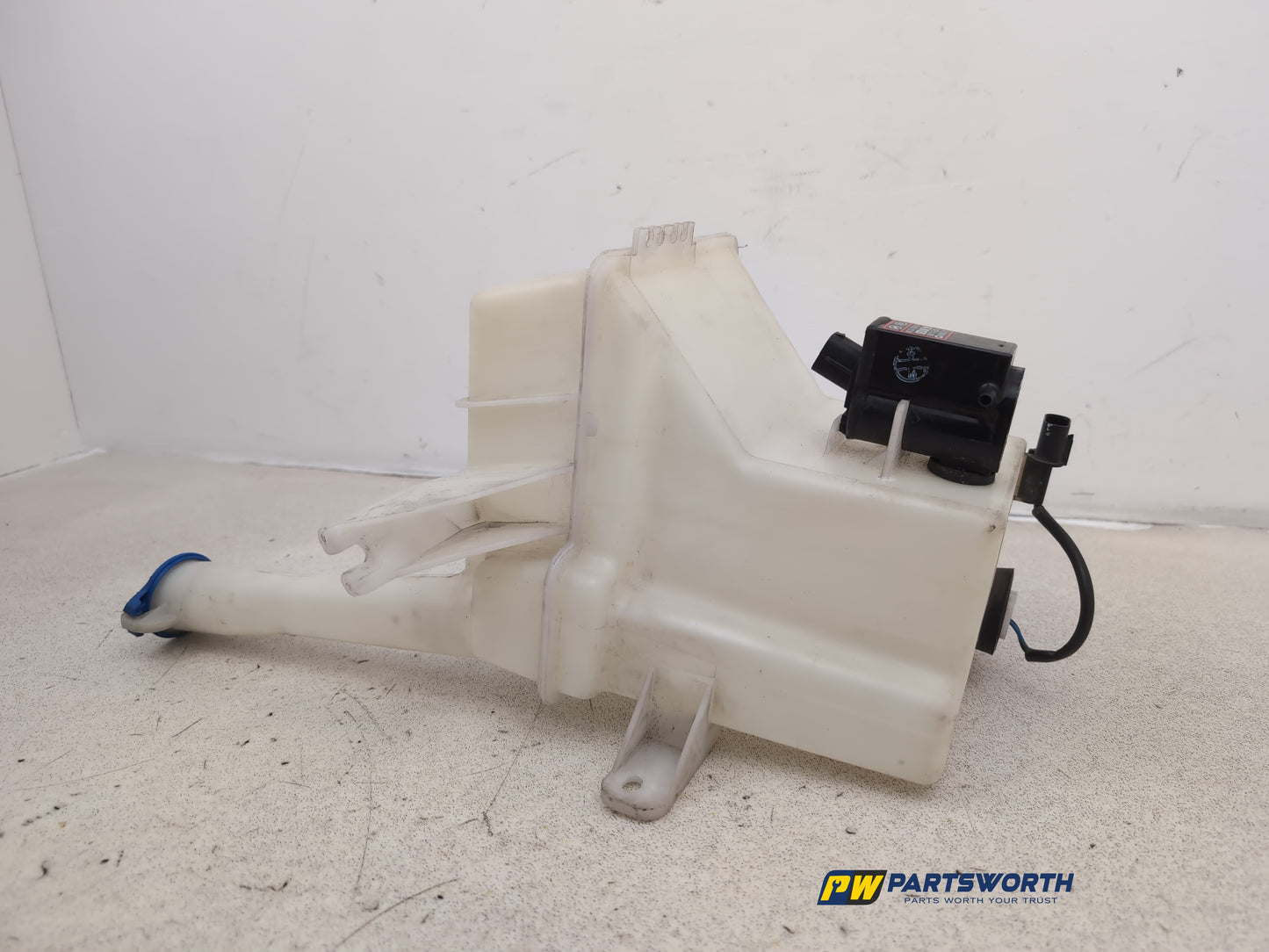 Washer Bottle Windscreen 4