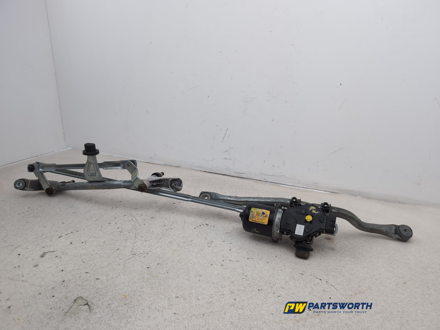 Front Wiper Motor & Mechanism / Linkage 3