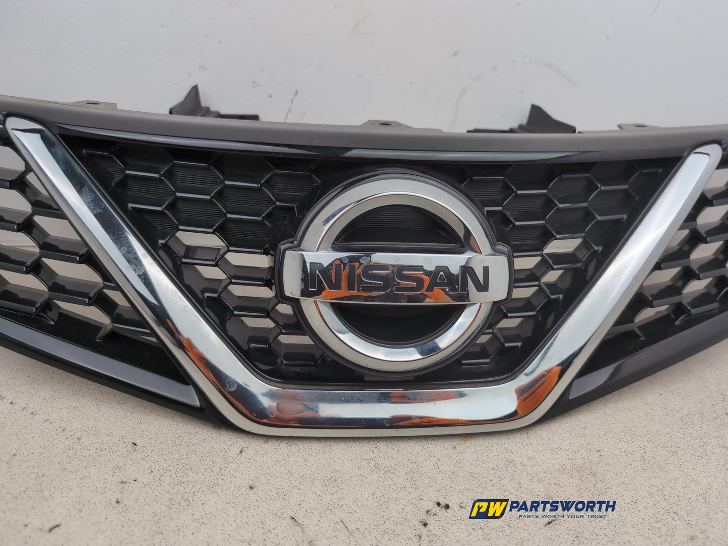 Grille Front 4