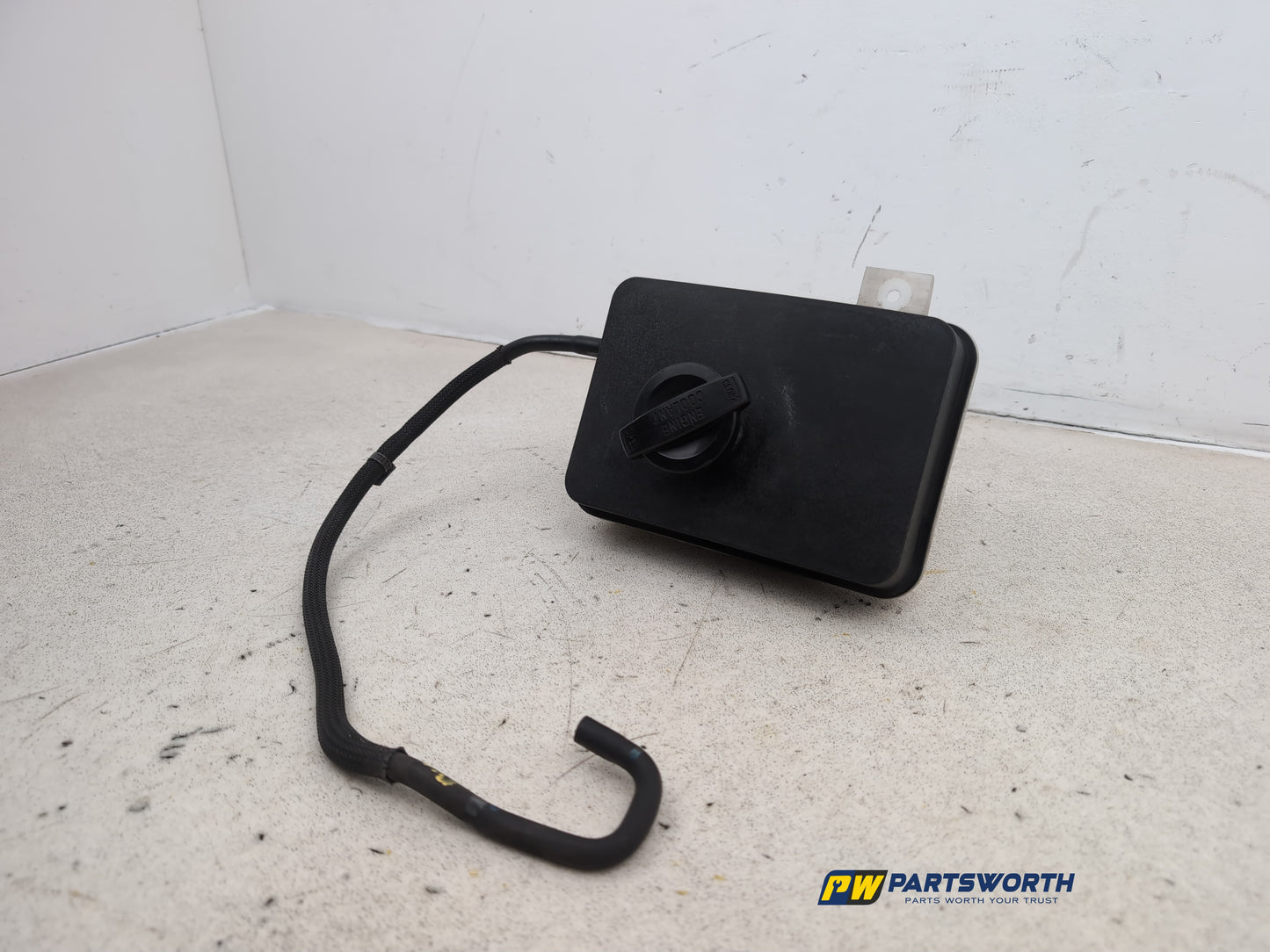 Radiator Expansion Tank 2