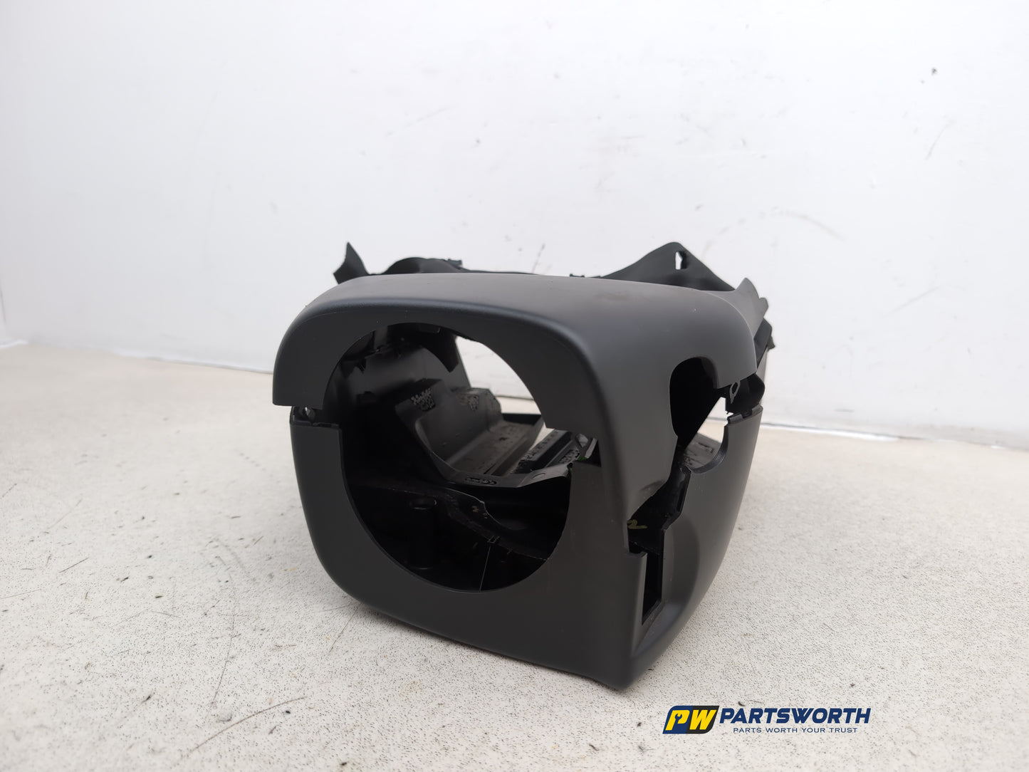 Steering Column Shroud Upper and Lower 4