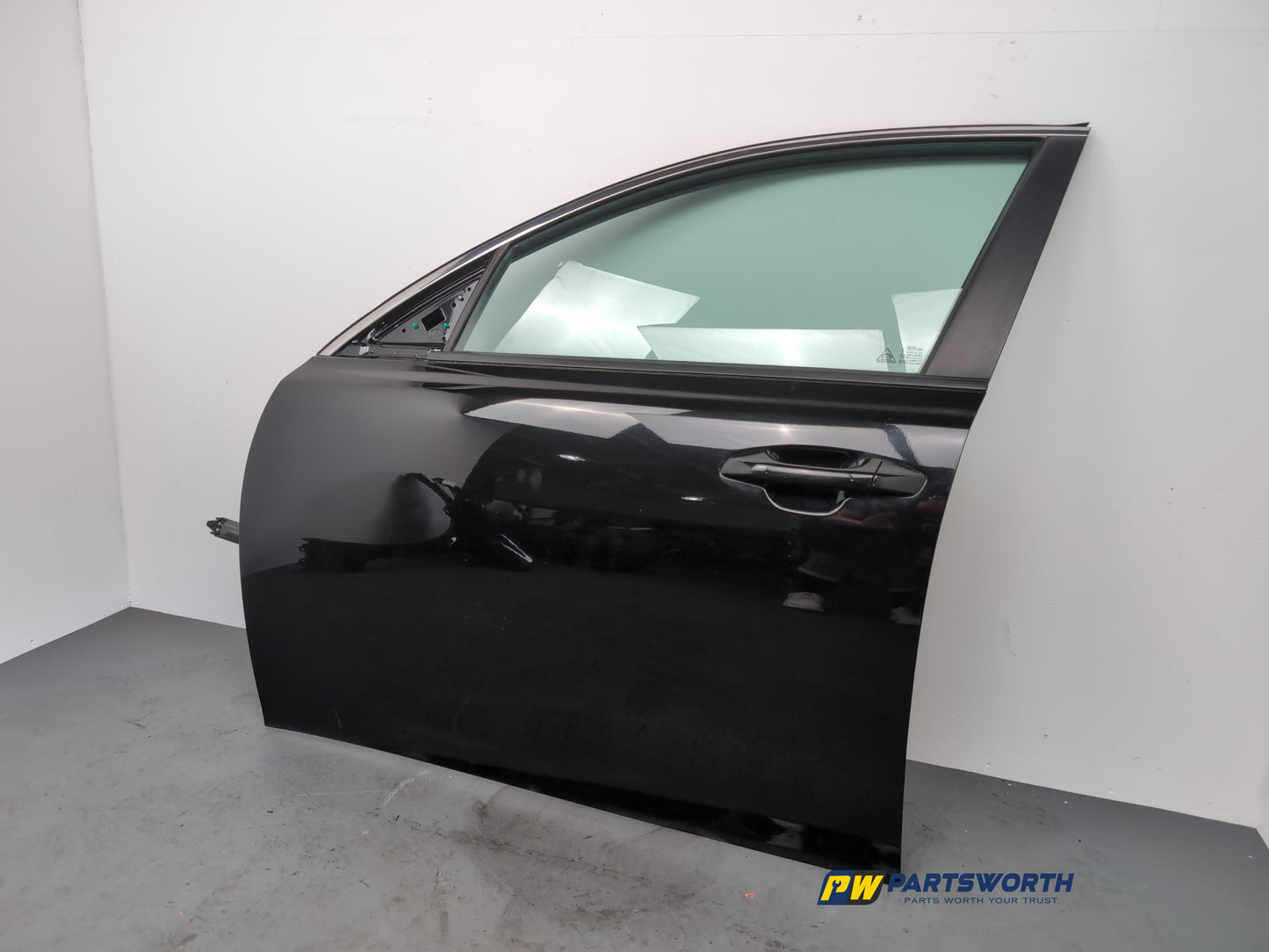 Door Front LH 4