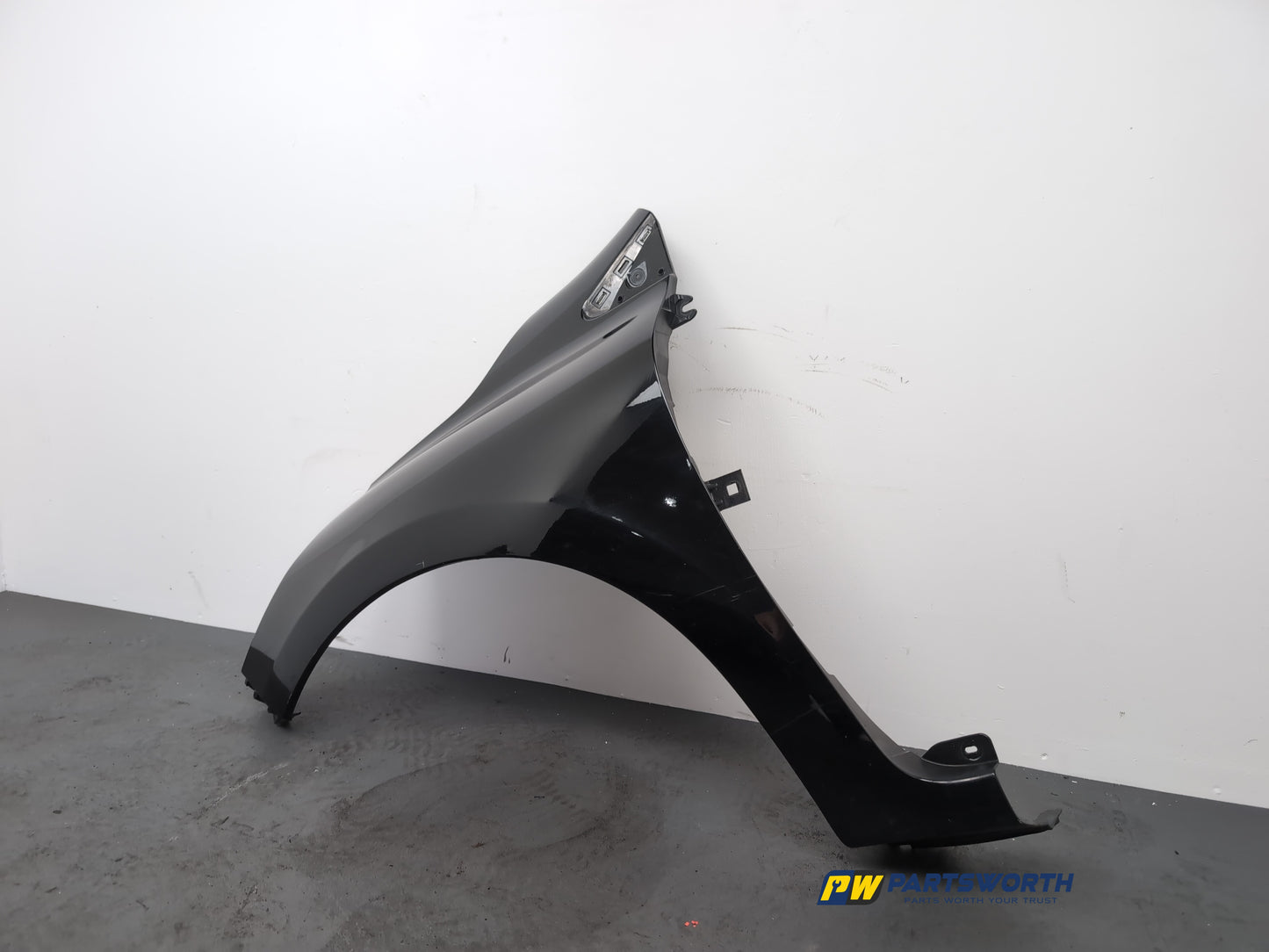 Wing Front LH 3