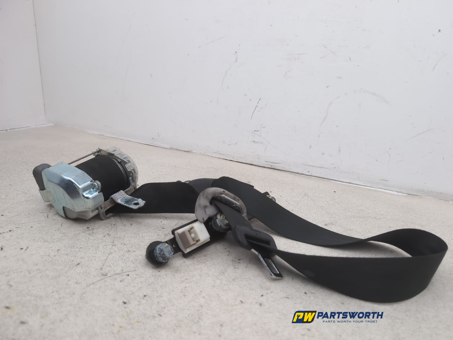 Seat Belt Front RH 3