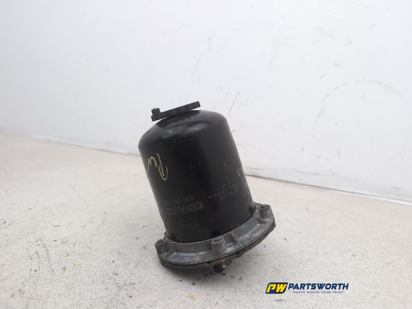 Fuel Filter Assembly 4