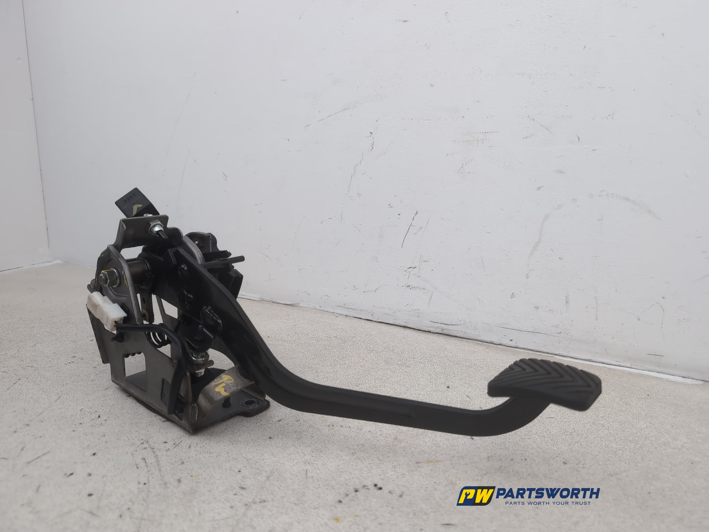 Pedal Brake and Clutch Assembly 3
