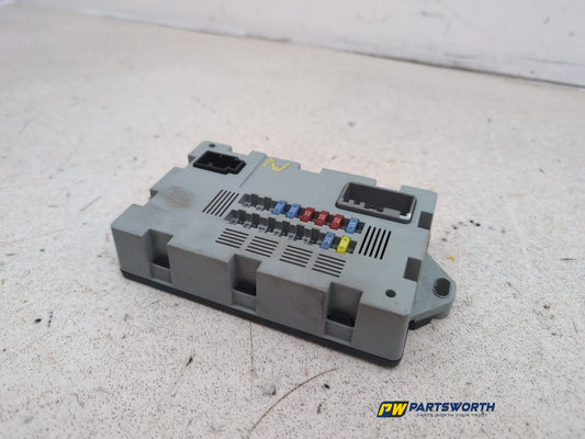 Fuse and Relay Box 1 2