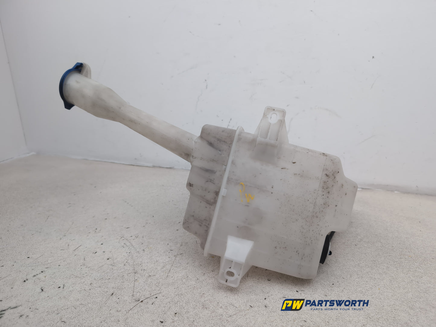 Washer Bottle Windscreen 4