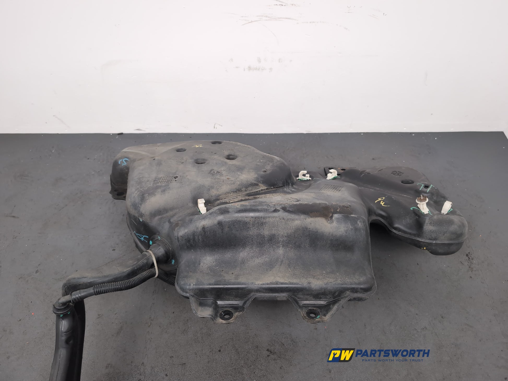 Fuel Tank 13