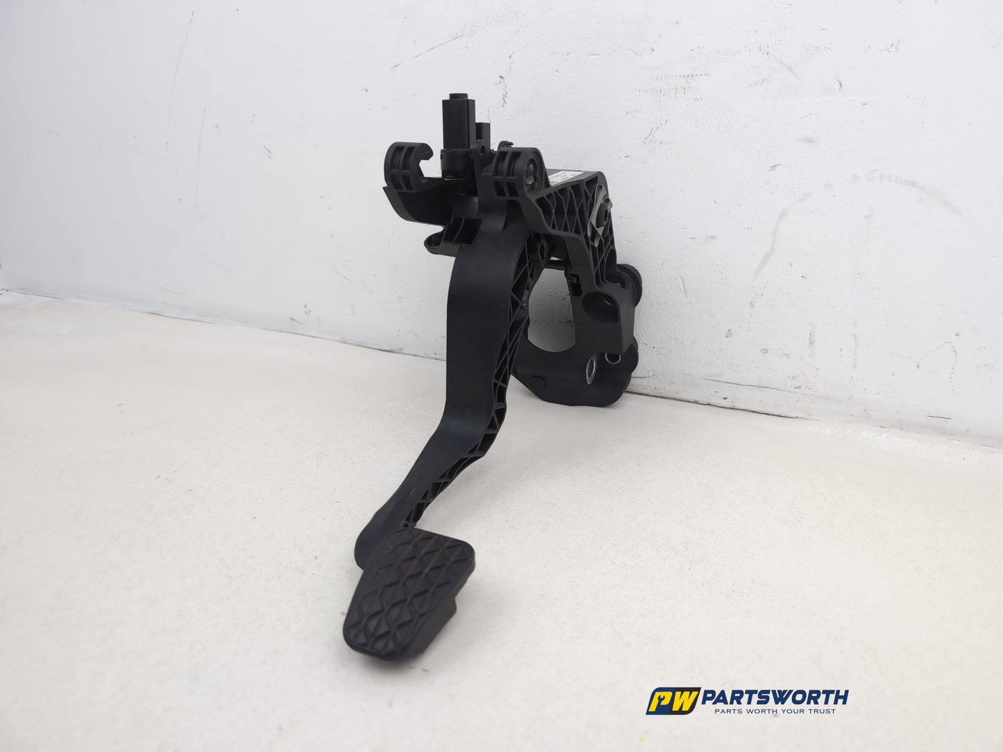 Pedal Brake and Clutch Assembly 4