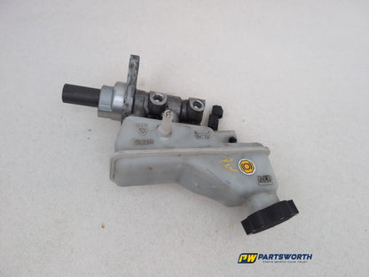 Brake Master Cylinder Assembly 3