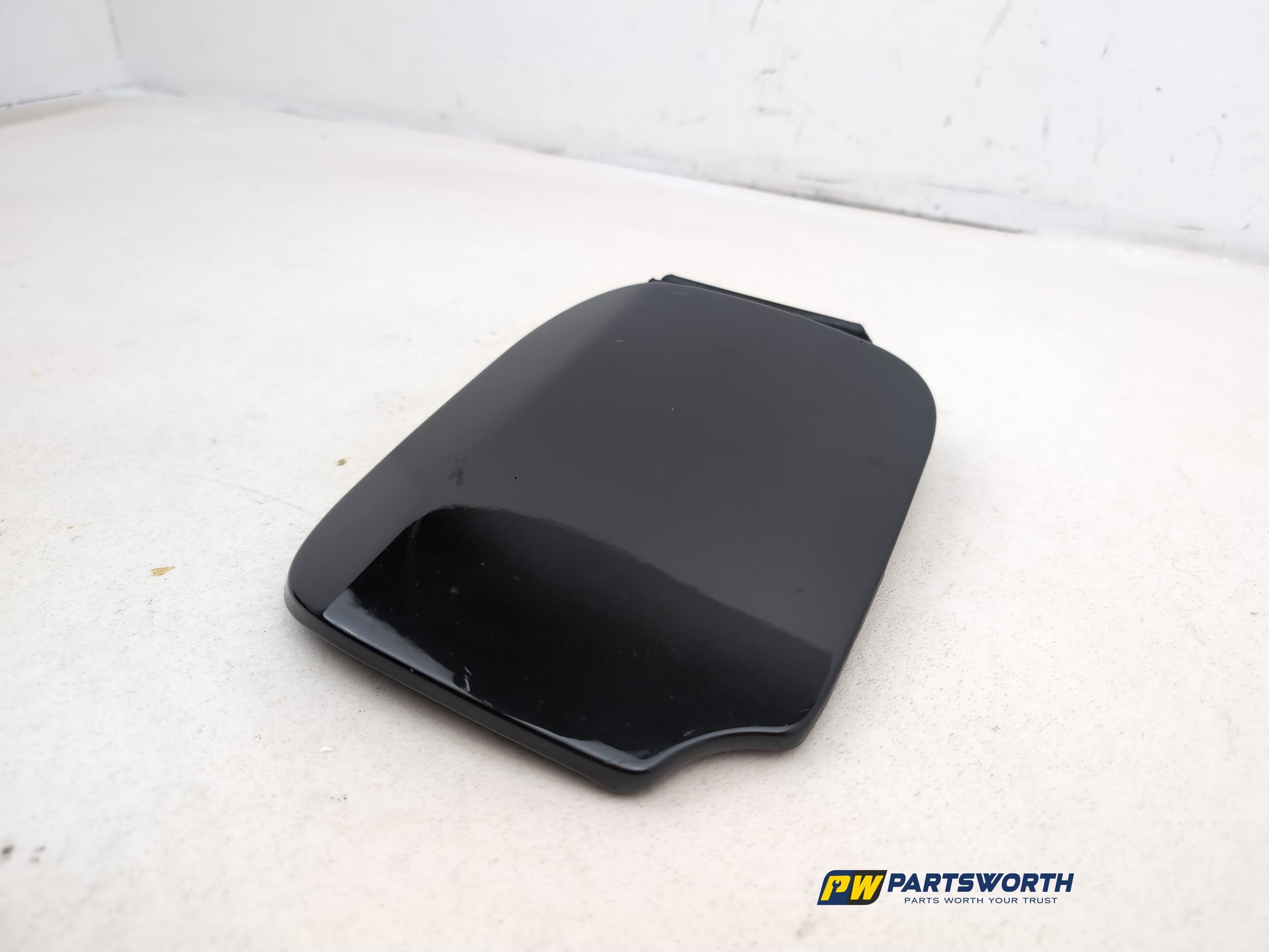 Fuel Filler Flap 3