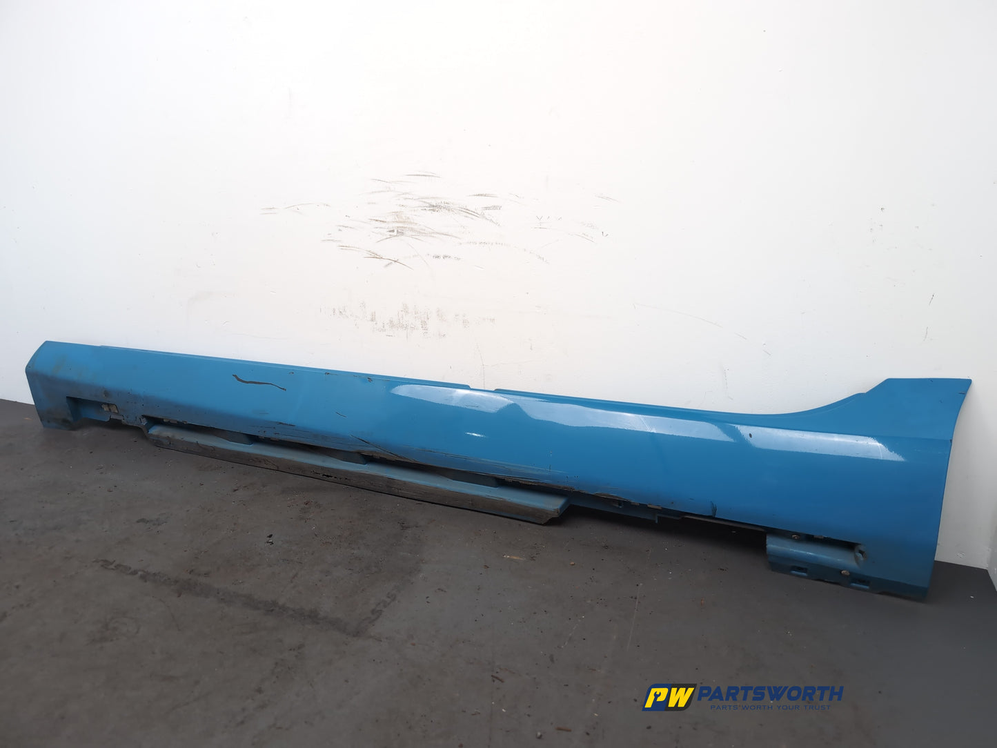 Side Skirt LH 4