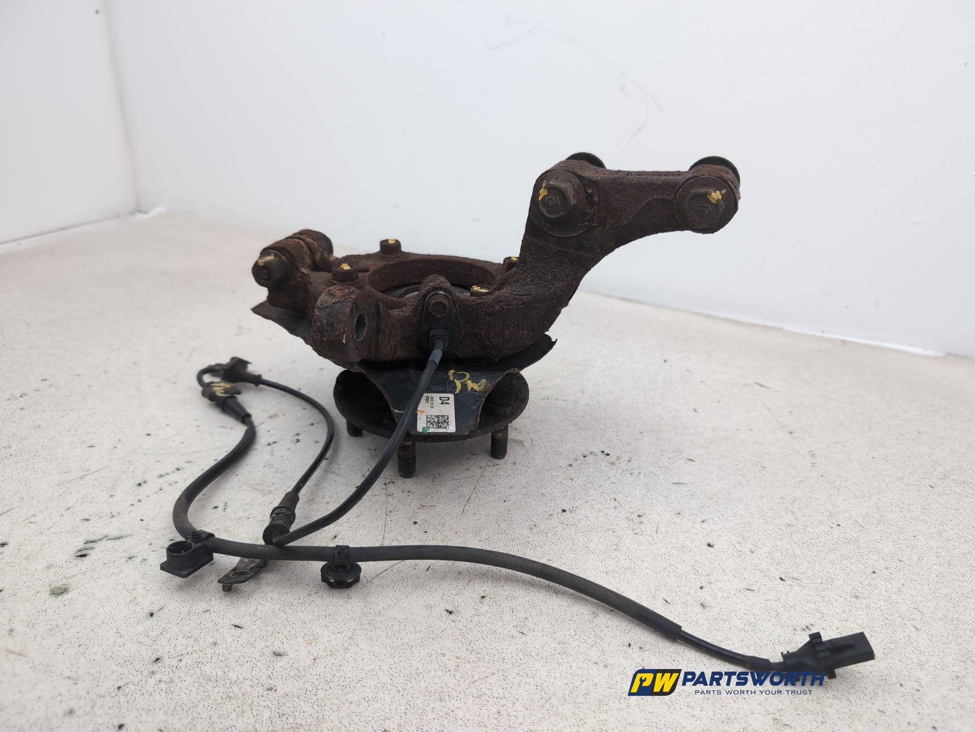 Wheel Hub Front RH 4