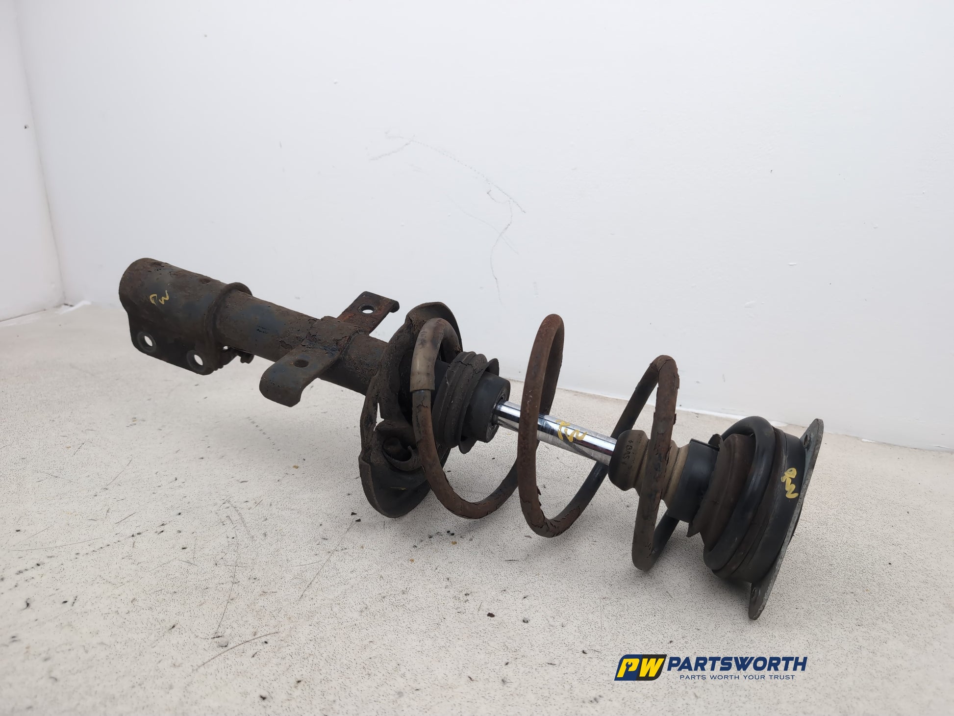 Shock Absorber Front LH 4