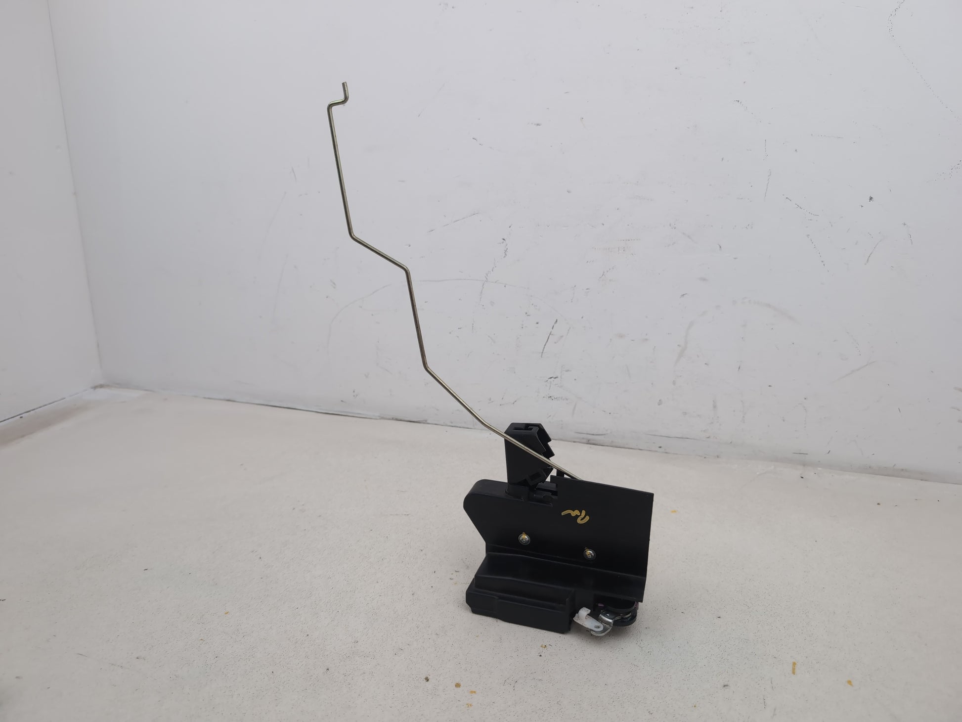 Door Lock Front RH 3