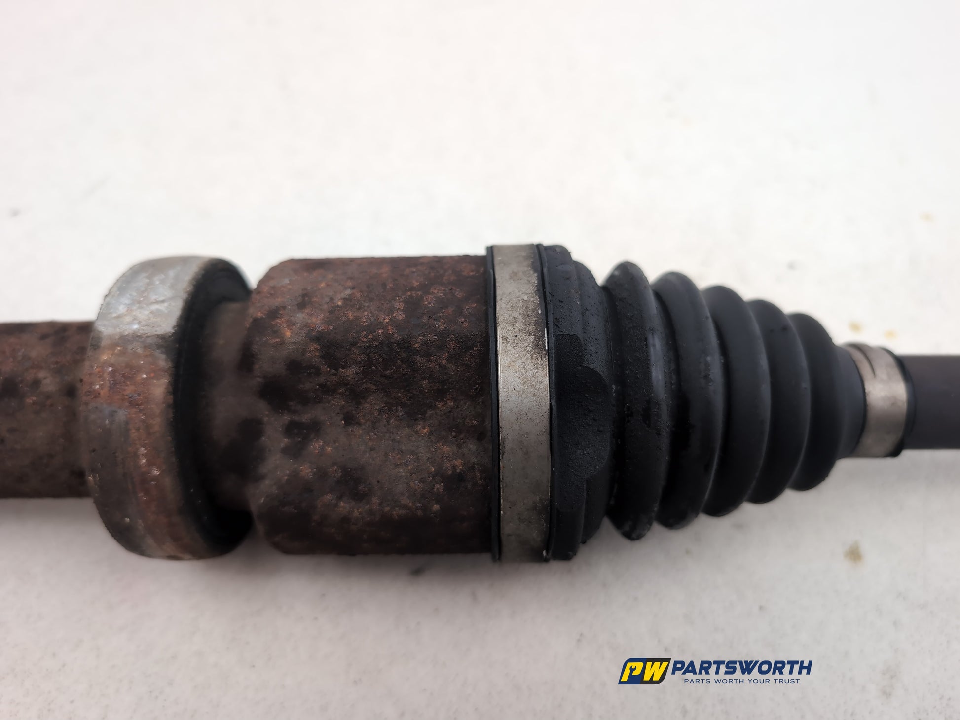 Driveshaft Front RH 14