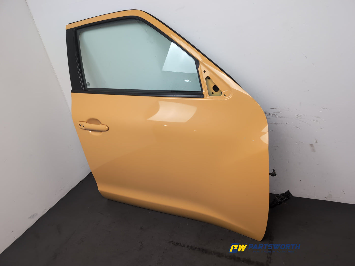 Door Front RH 3