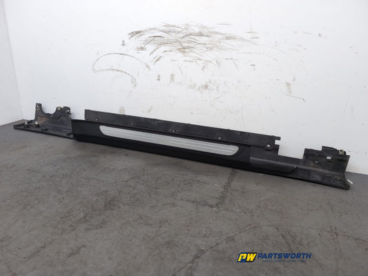 Side Skirt RH 2