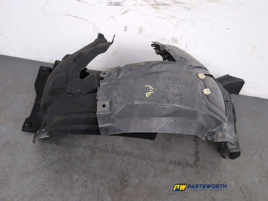 Moulding Wheel Arch Front RH 2