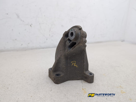 Engine Mounting Bracket 2