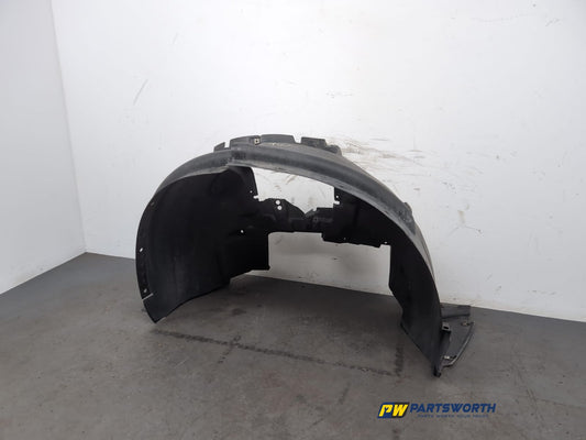 Moulding Wheel Arch Front RH 2