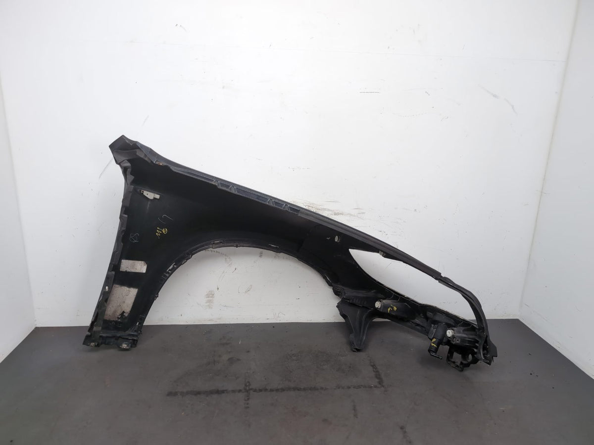 Wing Front LH 13
