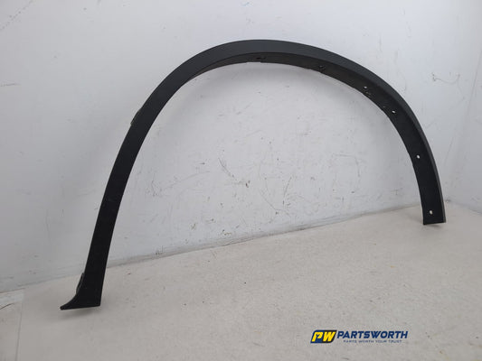 Moulding Wheel Arch Front RH 2