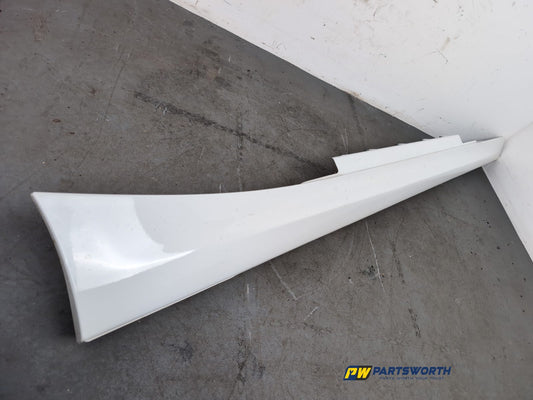 Side Skirt RH 2