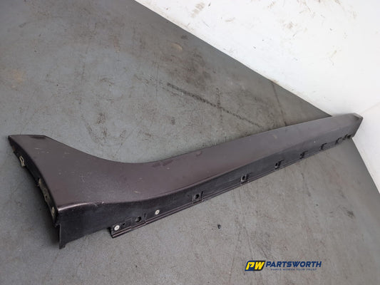 Side Skirt RH 2