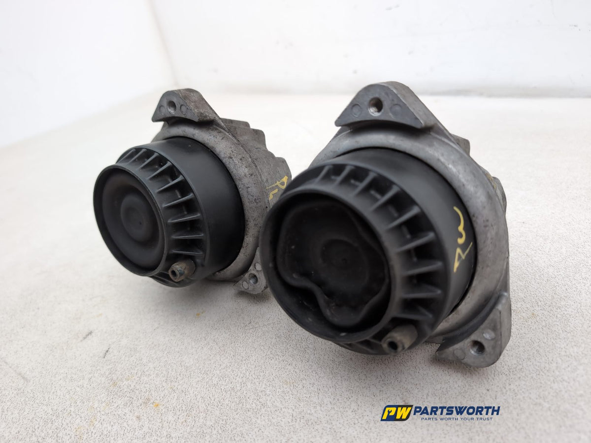 Engine Mounting Bracket 2