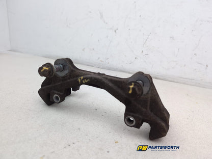 Jaguar Xf R-Sport X260 Saloon Brake Caliper Front Support Passenger Hk832b135ab - photo 2